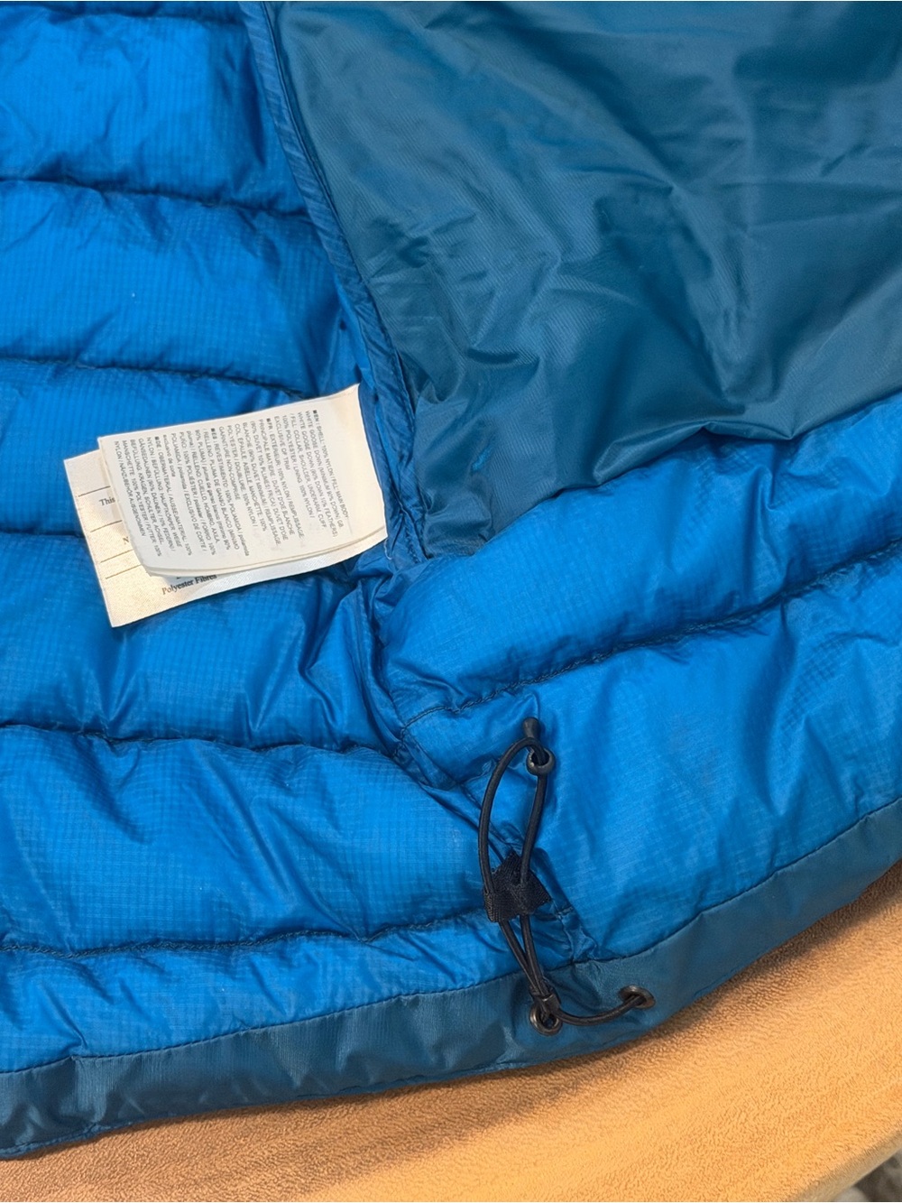 Arc'teryx Blue Quilted Down Hooded Puffer Jacket - Picture 6 of 7